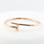 Brazalete Clavo Rosa